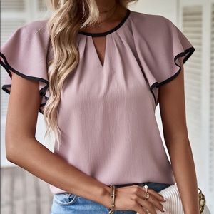 🎀 ELEGANT BABY PINK RUFFLE SLEEVE BLACK TRIM TOP!